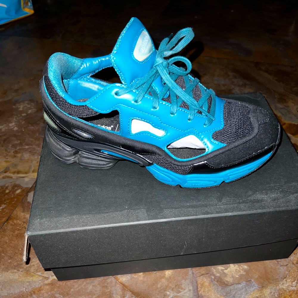 RAF Simons ozweego sneakers size men 6.5 black/blue